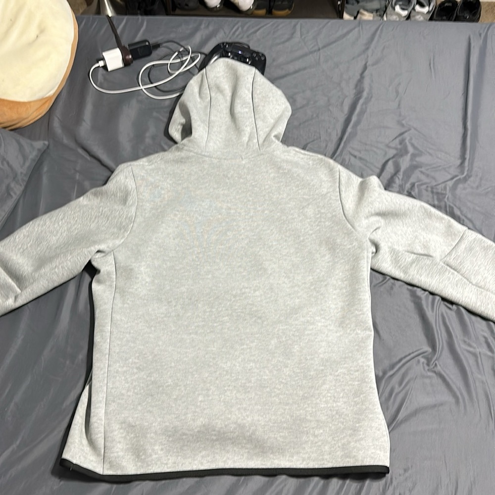 Nike Tech Pullover - image 3